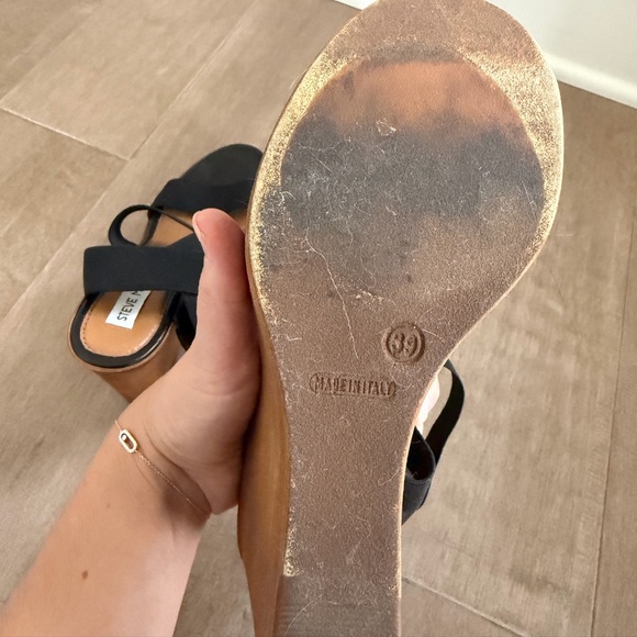 Steve Madden Black and Tan Wedge Sandals - Picture 8 of 8